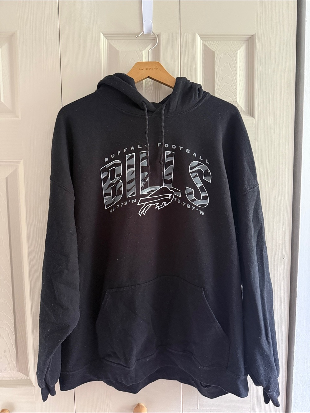 NFL Black Pullover Hoodie with White Buffalo Bills Logo